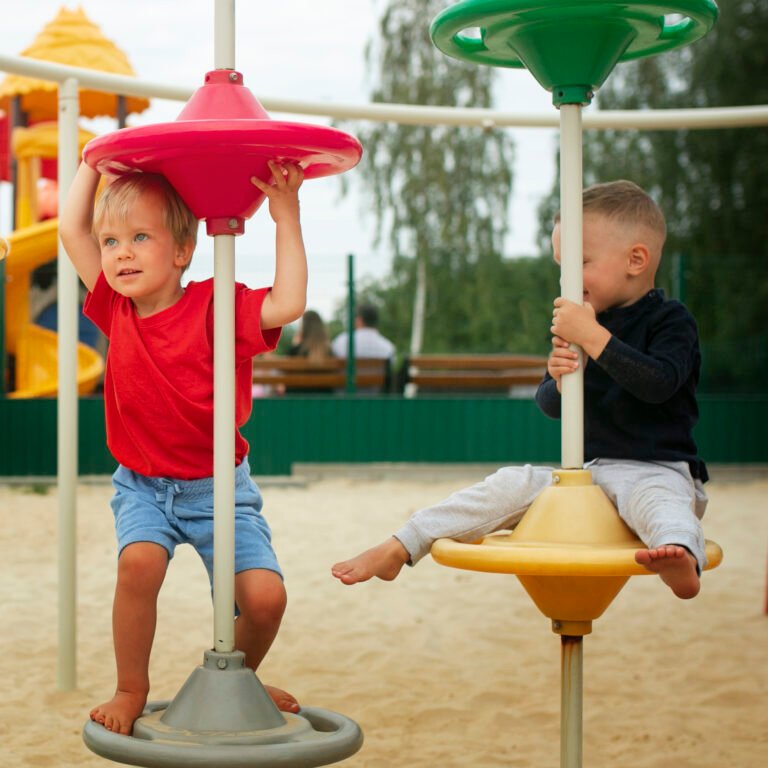 kids-playing-park-full-shot